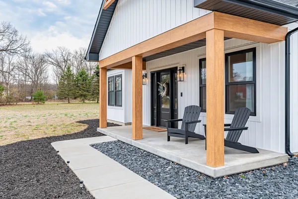 $585,000 | 14025 128th Avenue, Grand Haven, MI 49417