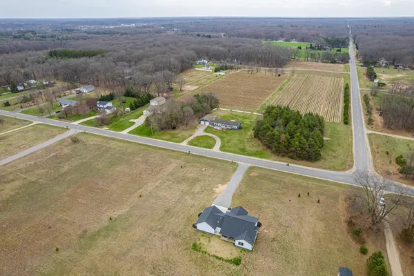 $585,000 | 14025 128th Avenue, Grand Haven, MI 49417