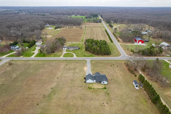 $585,000 | 14025 128th Avenue, Grand Haven, MI 49417