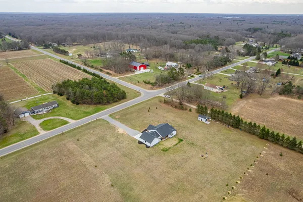 $585,000 | 14025 128th Avenue, Grand Haven, MI 49417