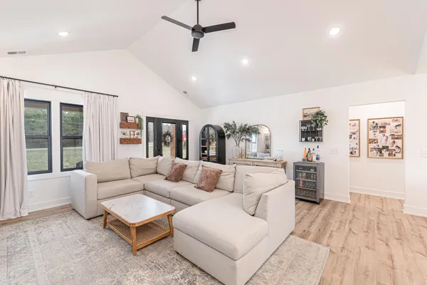 $585,000 | 14025 128th Avenue, Grand Haven, MI 49417