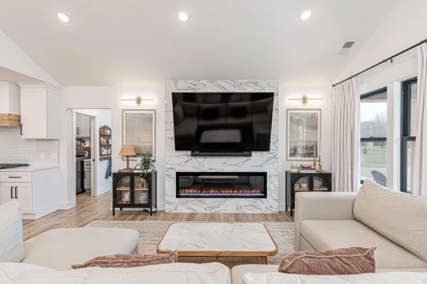 $585,000 | 14025 128th Avenue, Grand Haven, MI 49417