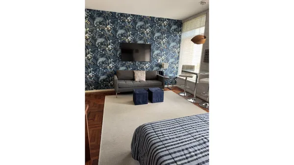 $4,000 | 250 East 54th Street, Unit 17E | Midtown East