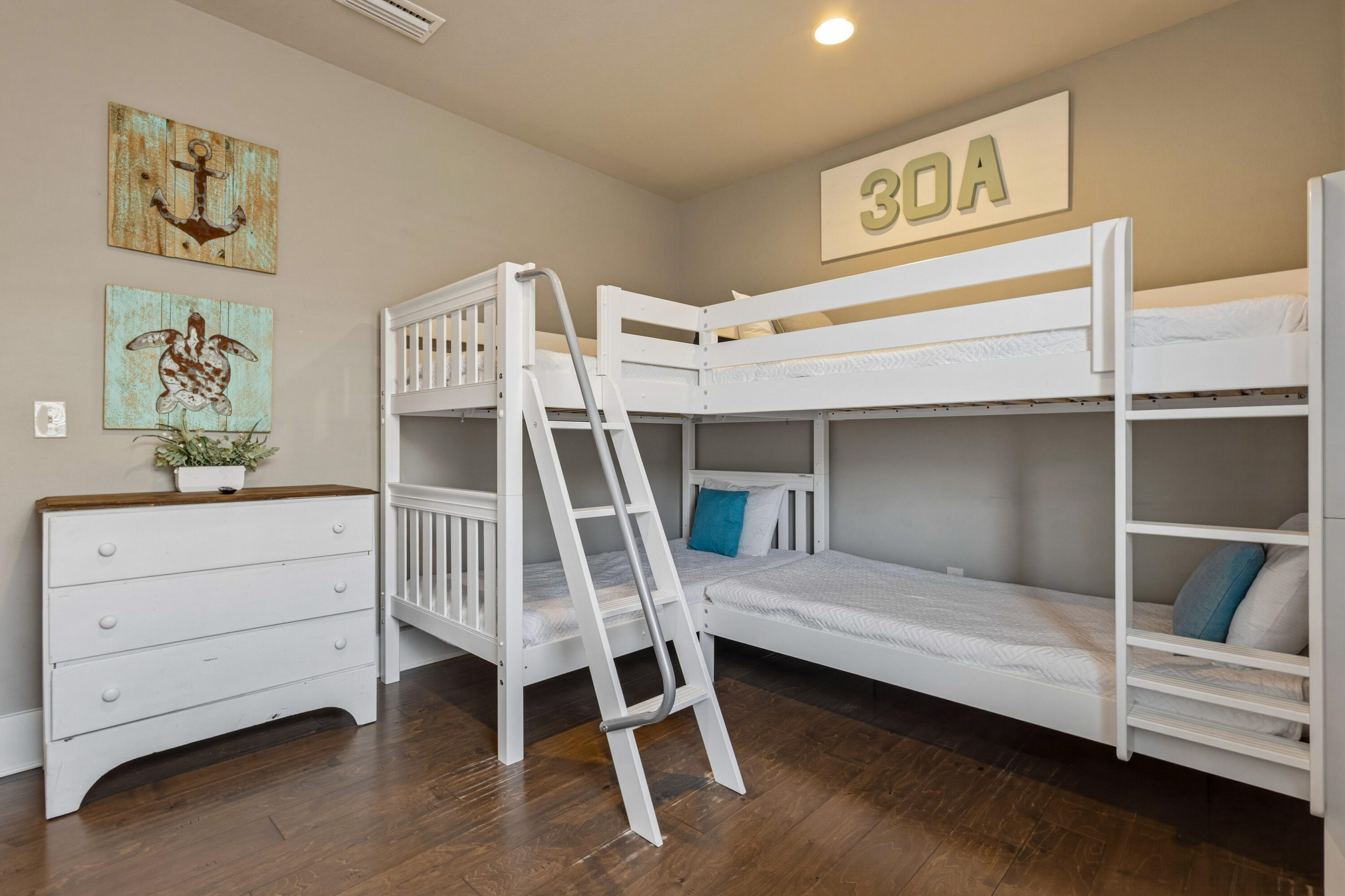 301 Gulfview Circle Santa Rosa Beach, FL 32459 - Photo 14 of 20 Bunk Room