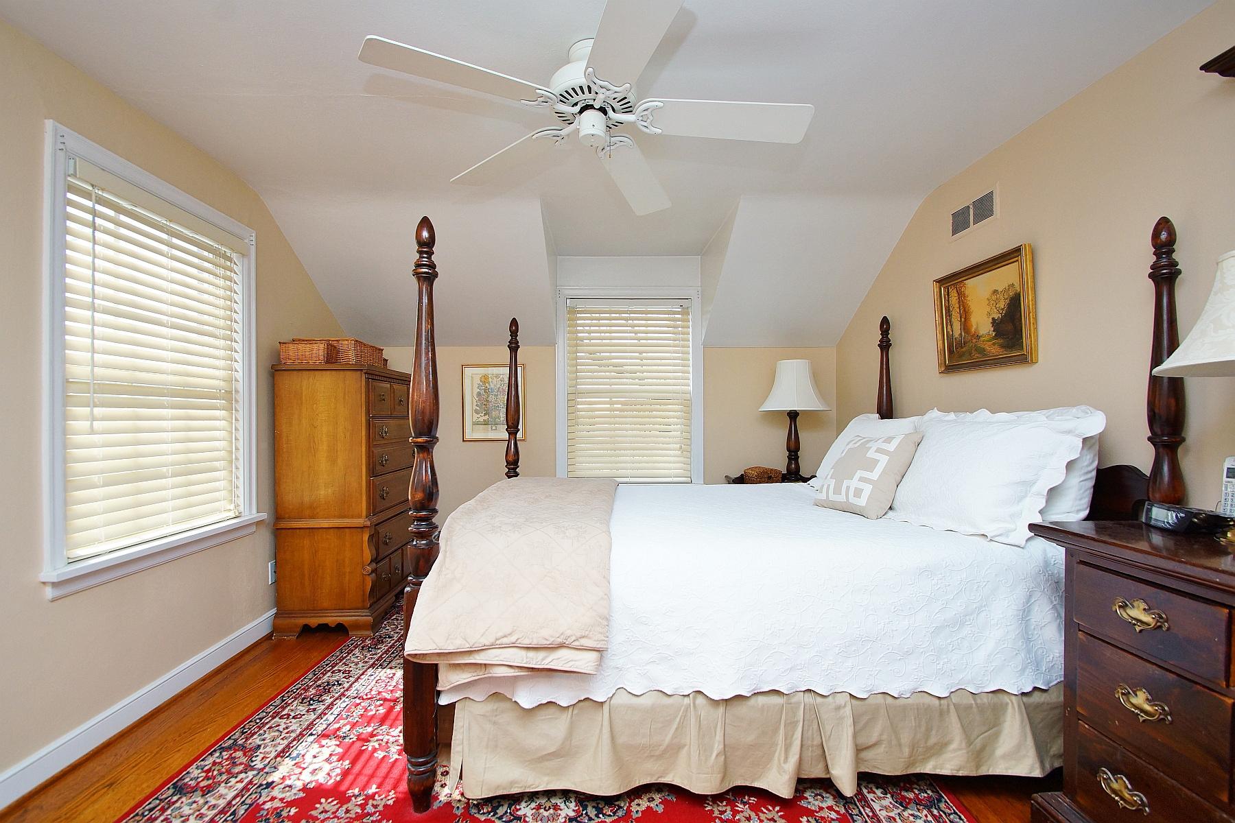 3020 Spring Road Southwest Roanoke, VA 24015 - Photo 13 of 33 dsc00086.jpg