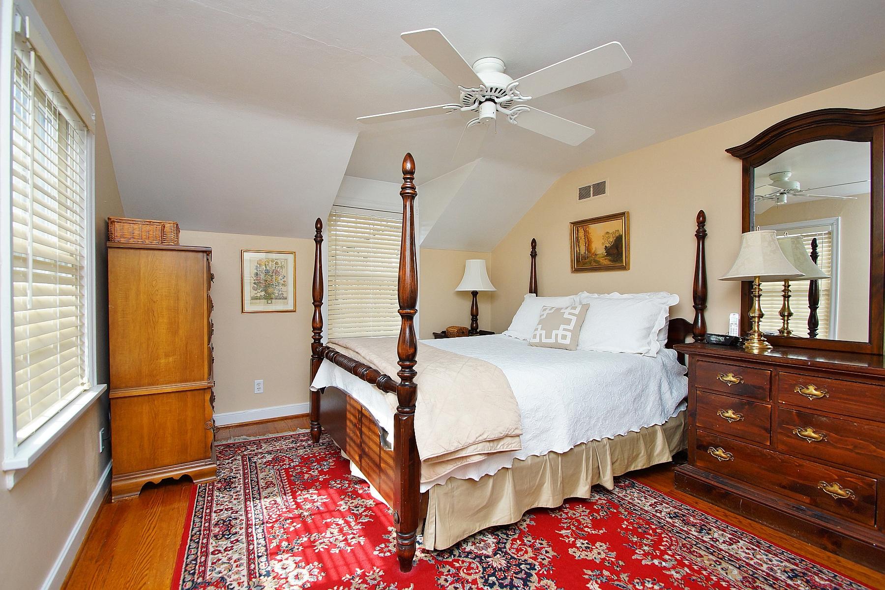 3020 Spring Road Southwest Roanoke, VA 24015 - Photo 16 of 33 dsc00087.jpg