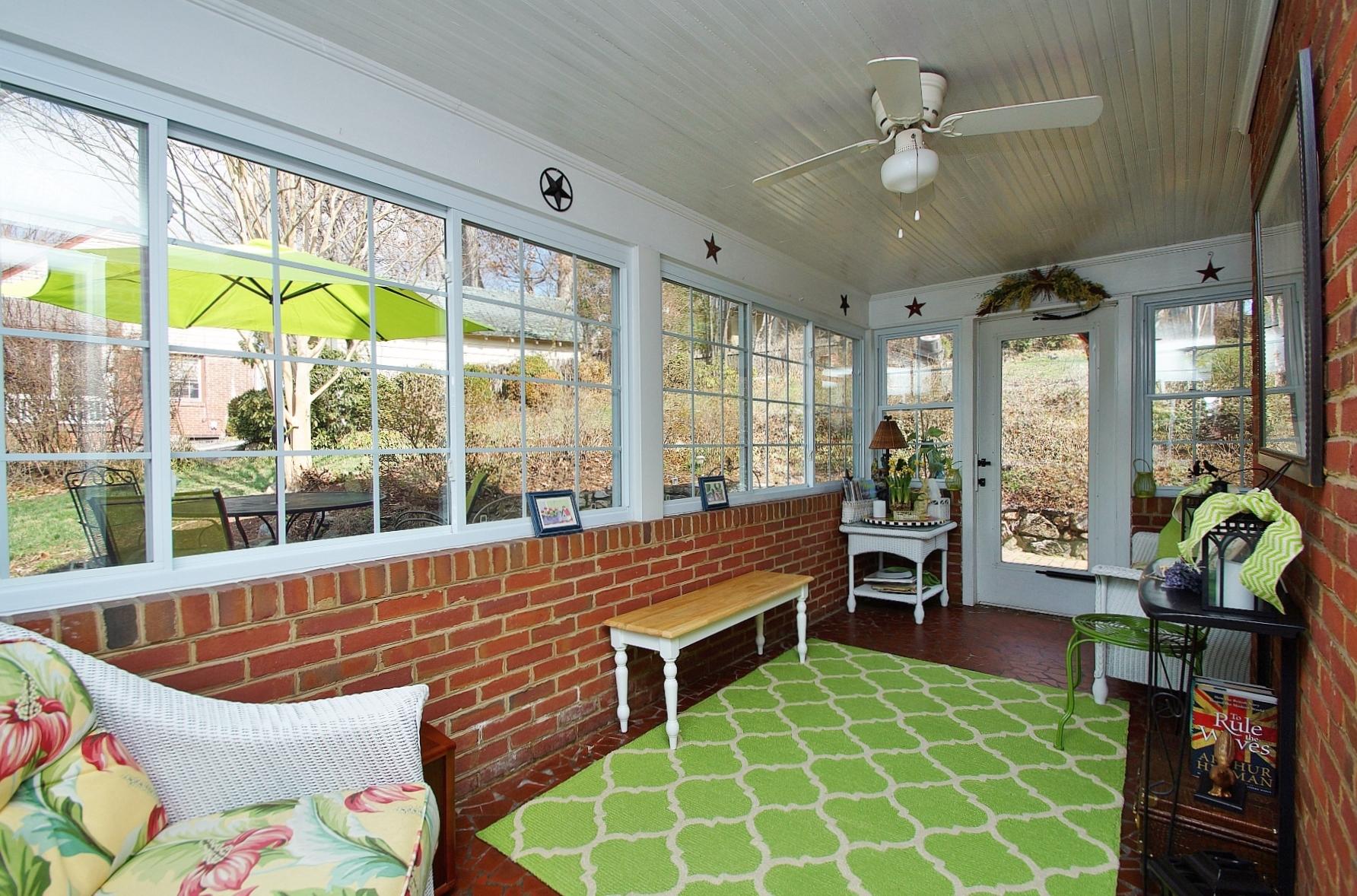 3020 Spring Road Southwest Roanoke, VA 24015 - Photo 19 of 33 dsc00030.jpg