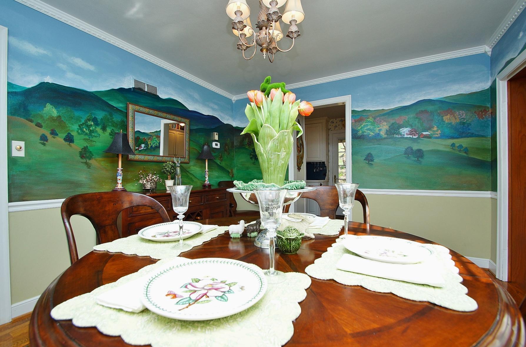 3020 Spring Road Southwest Roanoke, VA 24015 - Photo 4 of 33 dsc00048.jpg