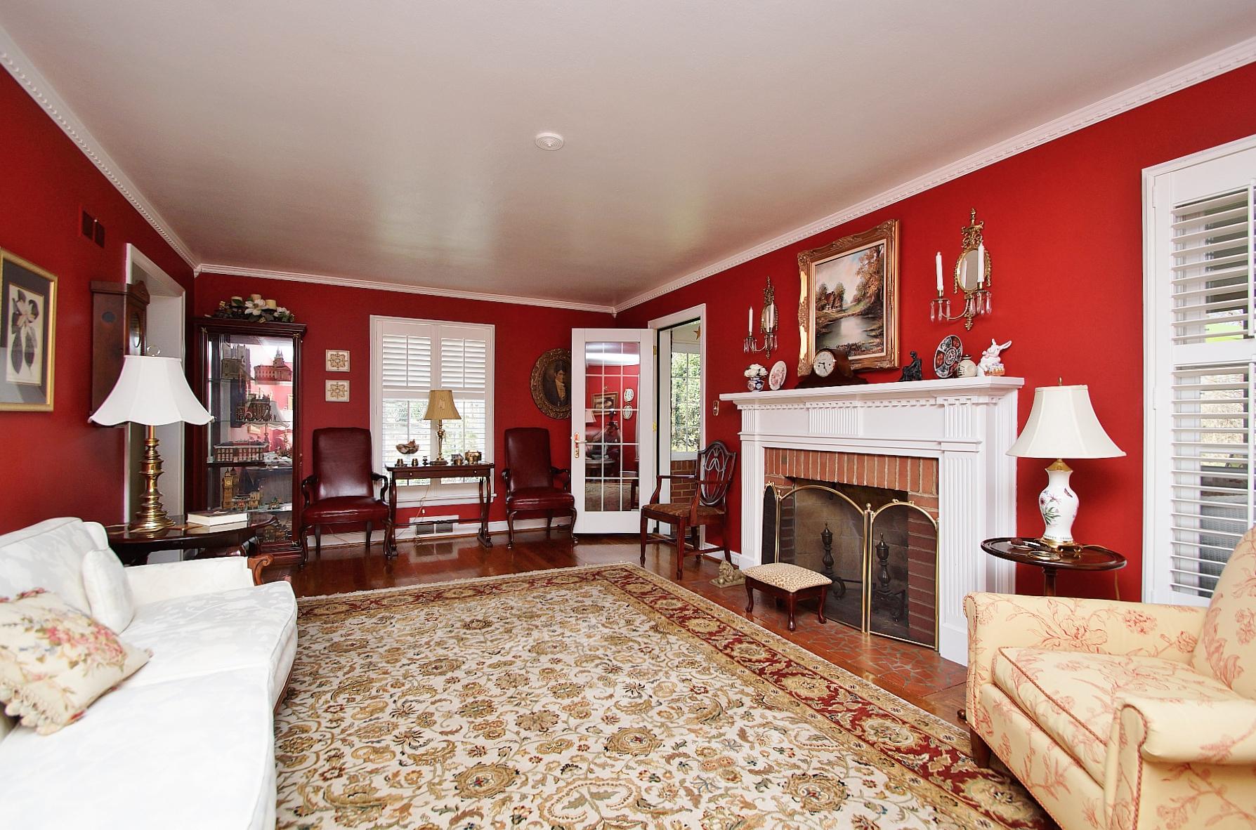 3020 Spring Road Southwest Roanoke, VA 24015 - Photo 8 of 33 dsc00026.jpg