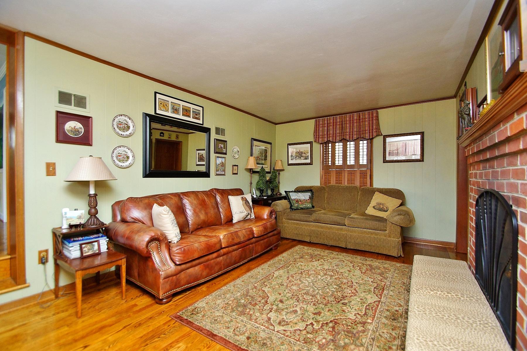 3020 Spring Road Southwest Roanoke, VA 24015 - Photo 10 of 33 dsc00070.jpg