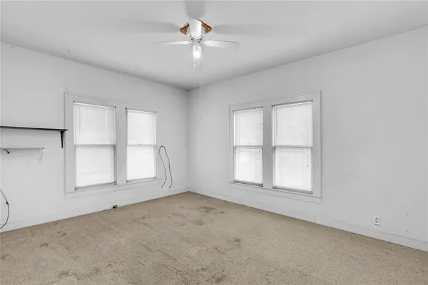 $125,000 | 819 West Liveoak Street, Coleman, TX 76834