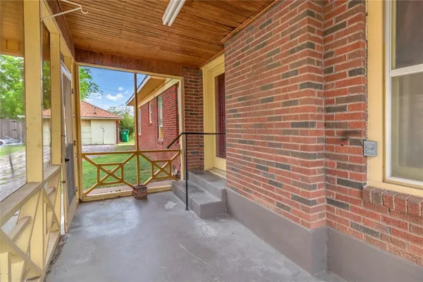 $125,000 | 819 West Liveoak Street, Coleman, TX 76834