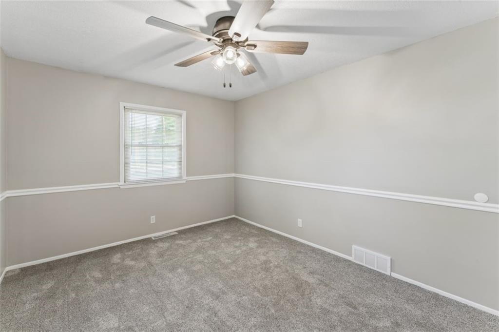 18611 East Salisbury Road Independence, MO 64056 - Photo 35 of 77