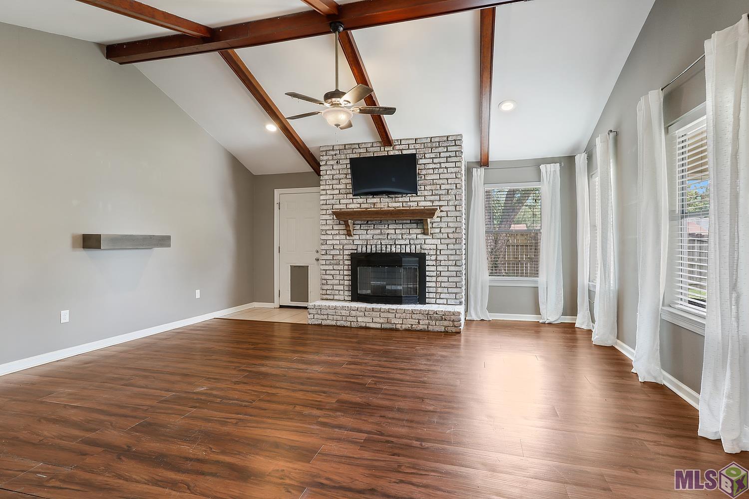 2143 Pecan Ridge Avenue Baton Rouge, LA 70816 - Photo 5 of 10