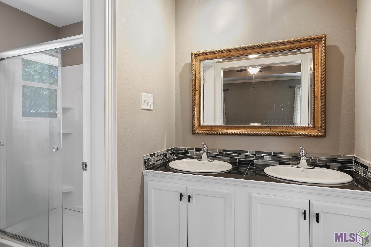 2143 Pecan Ridge Avenue Baton Rouge, LA 70816 - Photo 6 of 10