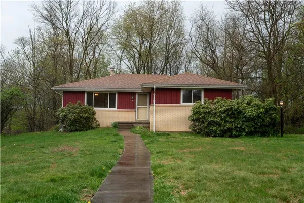 $250,000 | 194 Woodridge Drive, Beaver, PA 15009