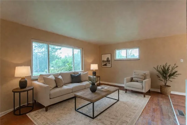 $250,000 | 194 Woodridge Drive, Beaver, PA 15009