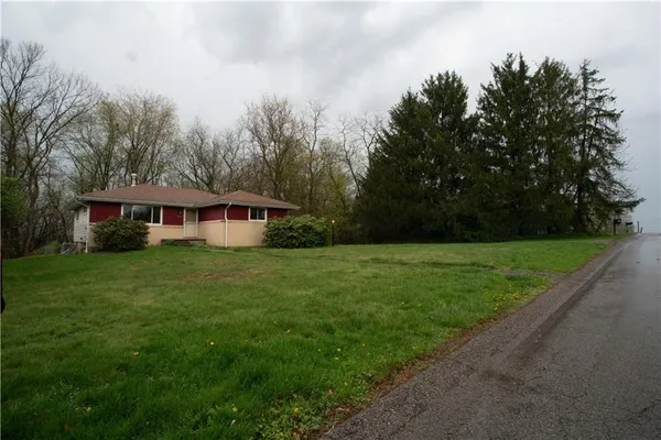 $250,000 | 194 Woodridge Drive, Beaver, PA 15009