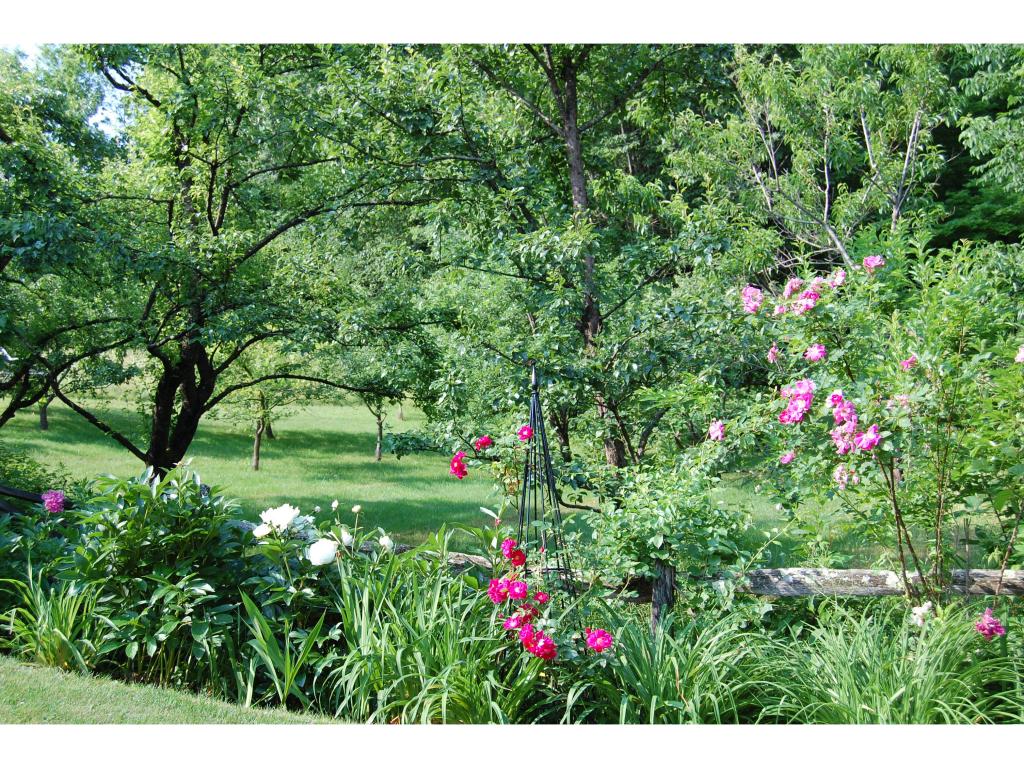 81 Rogers Road Rupert, VT 05251 - Photo 17 of 28 Gallery Image 17
