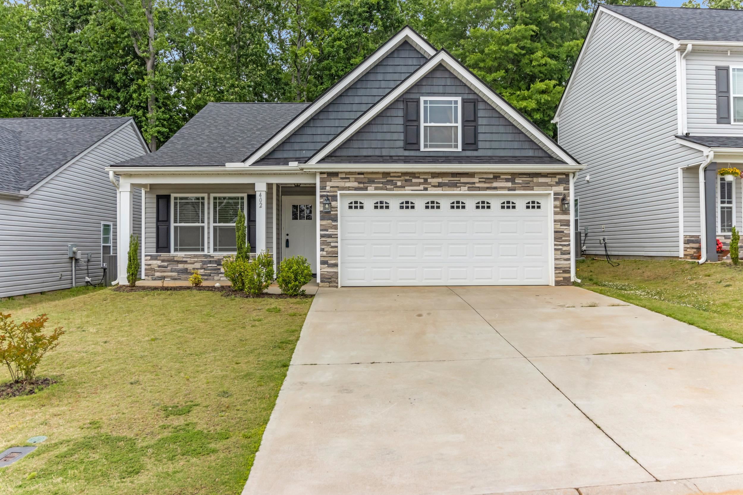 402 Bud Farmer Place Inman, SC 29349 - Photo 2 of 41