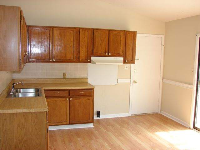 710 State Rd S-42-7123, Unit SUNNYGLEN Greer, SC 29651 - Photo 9 of 24 Gallery Image 9