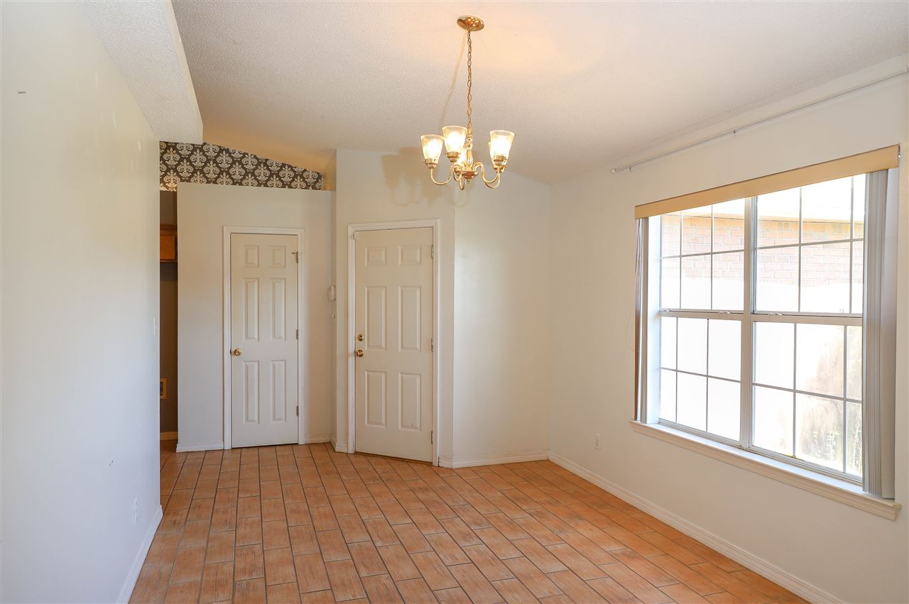 2741 Augustus Road Navarre, FL 32566 - Photo 12 of 32