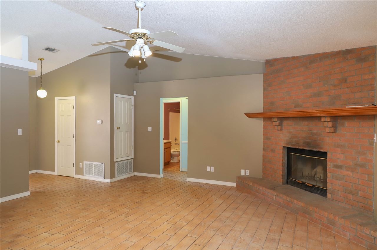 2741 Augustus Road Navarre, FL 32566 - Photo 2 of 32