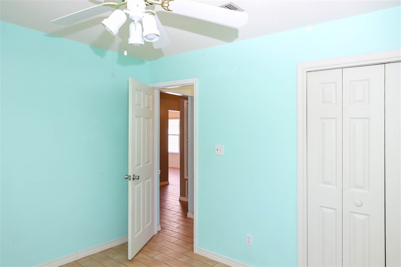2741 Augustus Road Navarre, FL 32566 - Photo 23 of 32