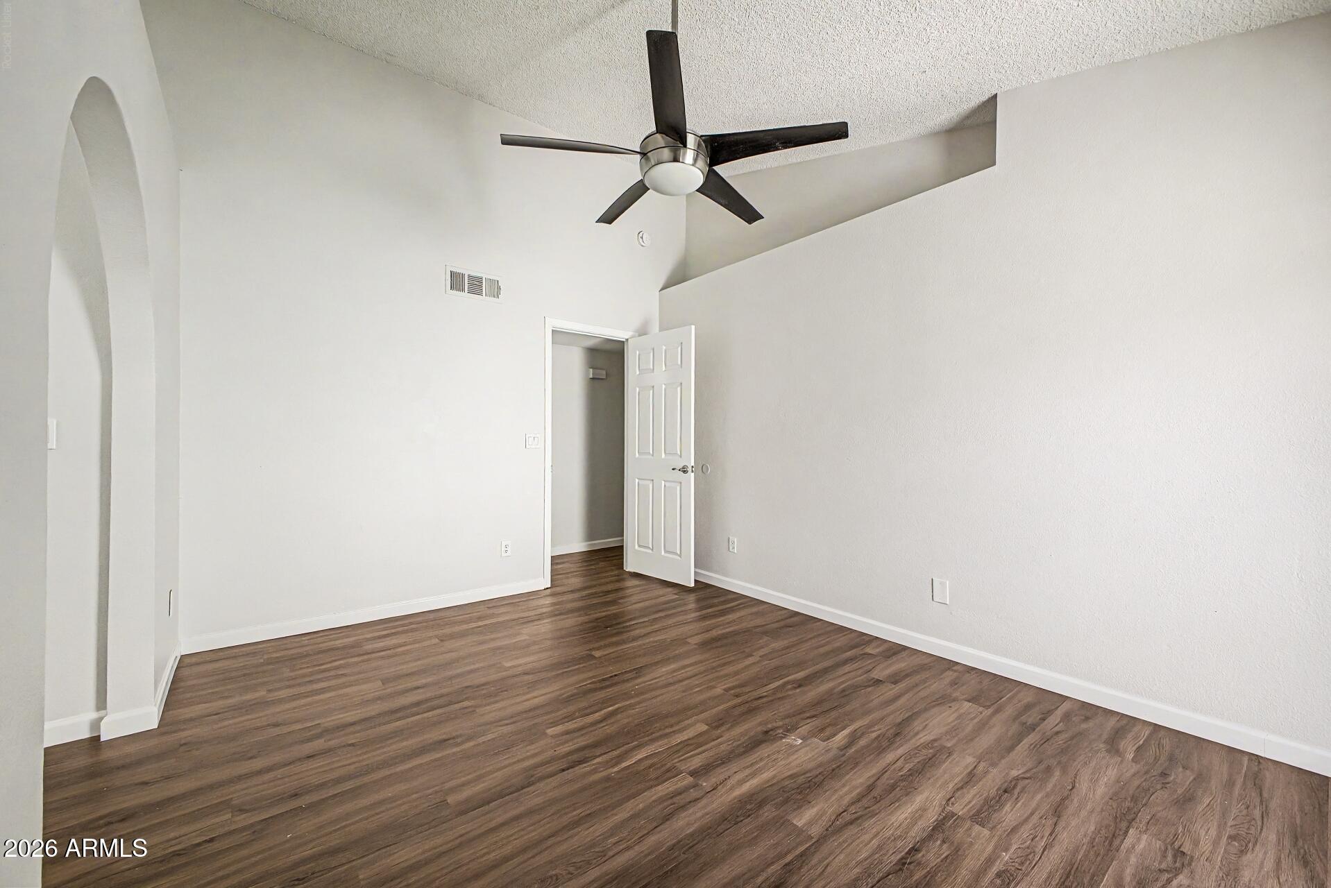 1055 North Recker Road, Unit 1045 Mesa, AZ 85205 - Photo 19 of 35 16-Recker