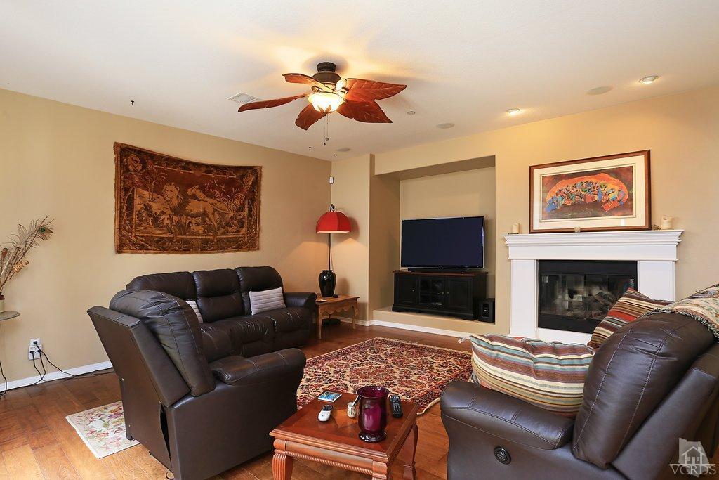 4042 Farralon Way Oxnard, CA 93035 - Photo 9 of 19 Additional Photo