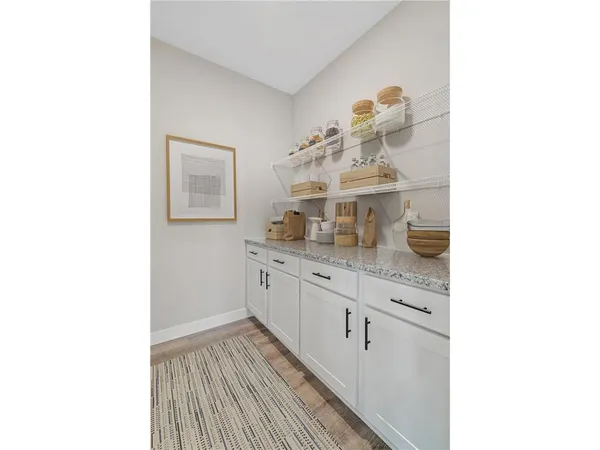 $4,275 | 10027 Newport Path, Woodbury, MN 55129