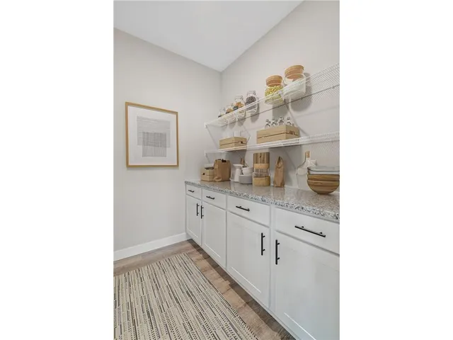 $4,275 | 10027 Newport Path, Woodbury, MN 55129