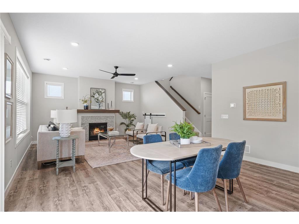 10027 Newport Path Woodbury, MN 55129 - Photo 6 of 28