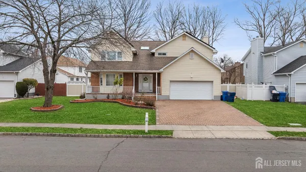 $1,100,000 | 8 Danny Court, North Brunswick, NJ 08902
