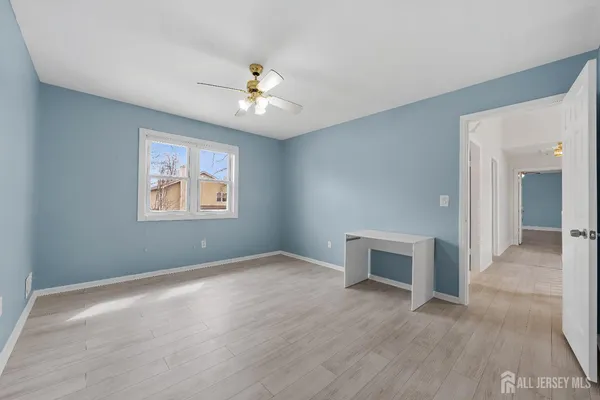 $1,100,000 | 8 Danny Court, North Brunswick, NJ 08902