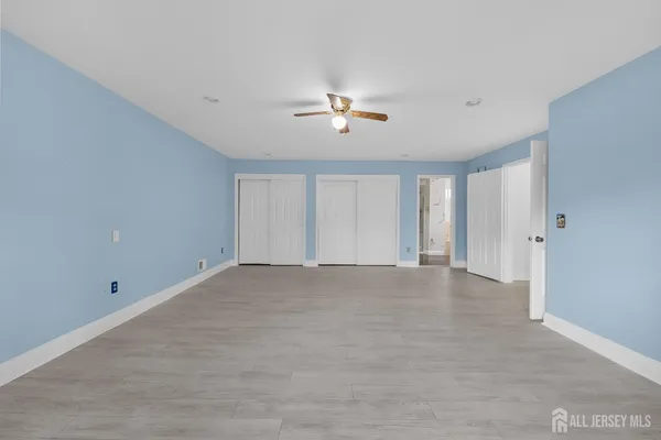 $1,100,000 | 8 Danny Court, North Brunswick, NJ 08902