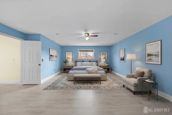$1,100,000 | 8 Danny Court, North Brunswick, NJ 08902