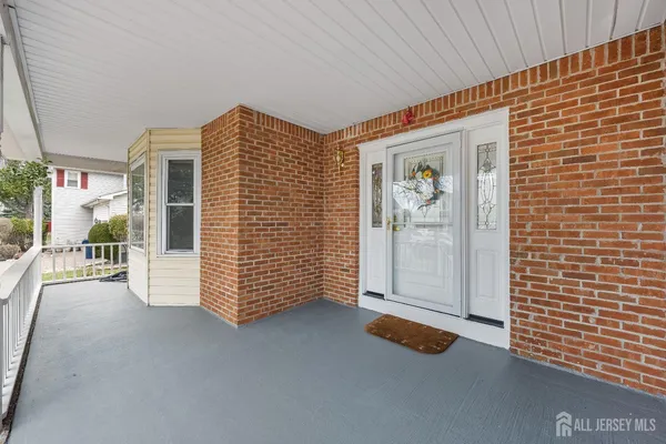 $1,100,000 | 8 Danny Court, North Brunswick, NJ 08902