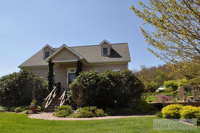 250 Milton Gragg Road Boone, NC 28607 - Photo 3 of 46 Gallery Image 3