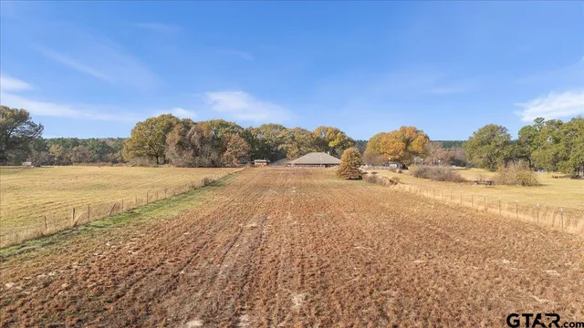 $650,000 | 14955 Farm To Market Road 2010, Chandler, TX 75758