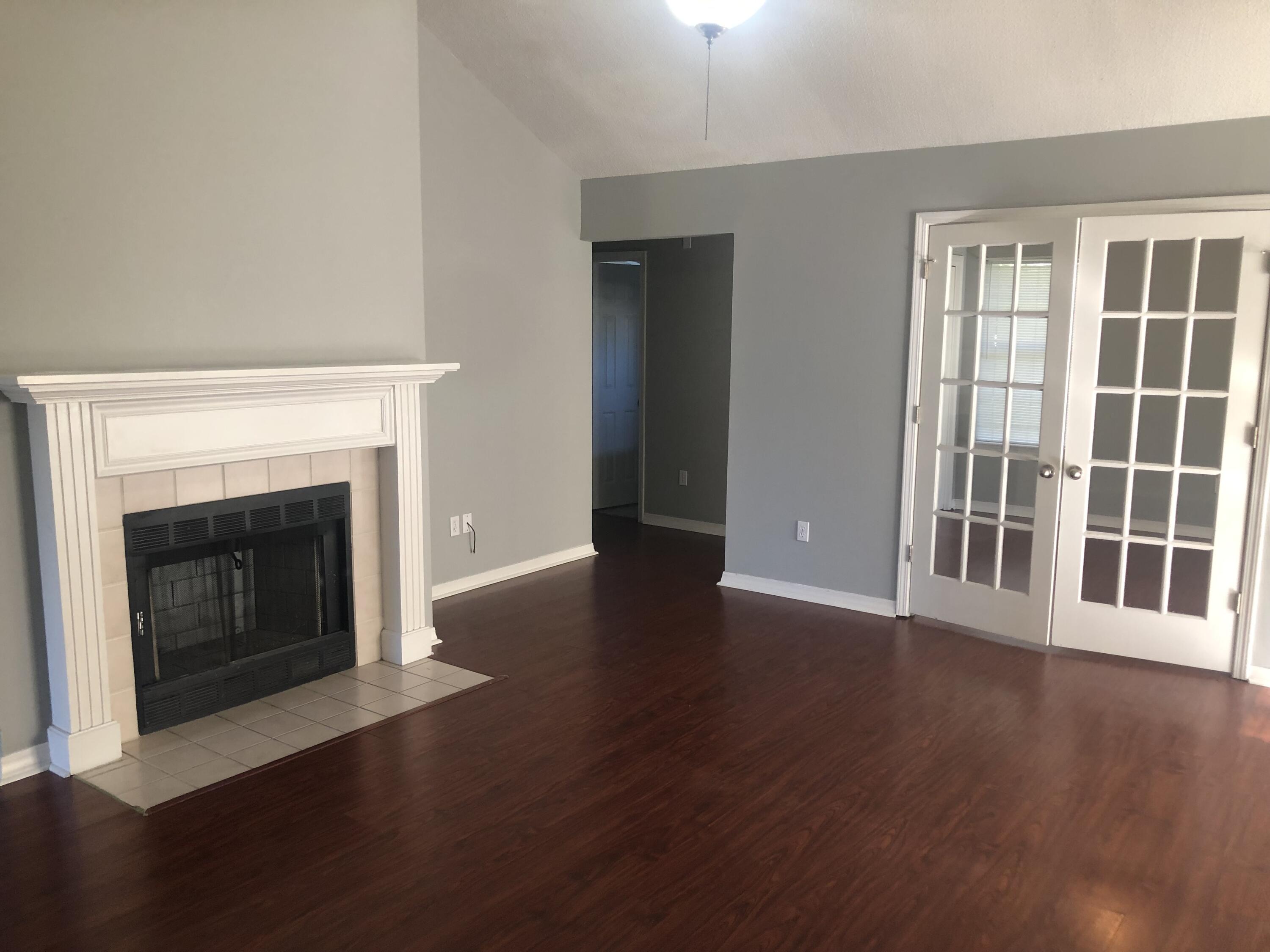 2066 Crane Ridge Biloxi, MS 39532 - Photo 7 of 18 IMG-6681