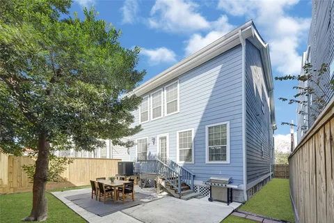 $687,000 | 1420 West 26th Street, Houston, TX 77008