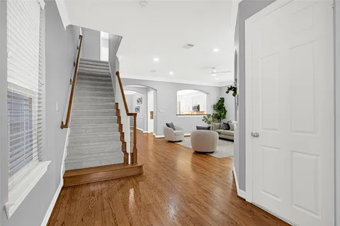 $687,000 | 1420 West 26th Street, Houston, TX 77008