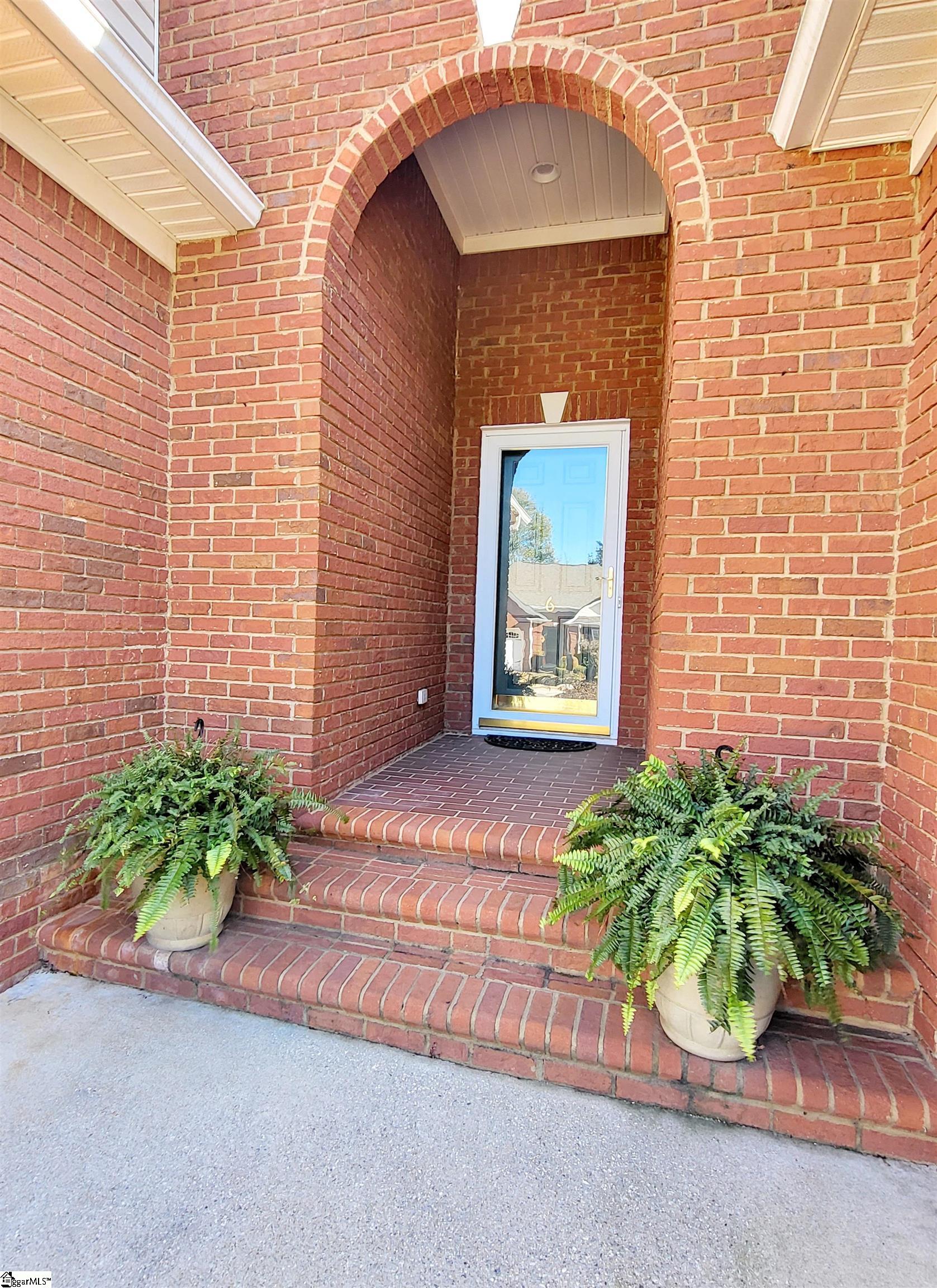 6 Foxfield Way Greer, SC 29651 - Photo 3 of 30 Gallery Image 3