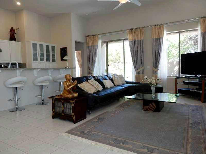 16 Kennesaw Road Henderson, NV 89052 - Photo 7 of 34 Great Room.