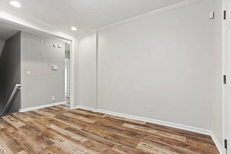 1268 Eastland Road Southeast, Unit B Atlanta, GA 30316 - Photo 7 of 20 a view of a room