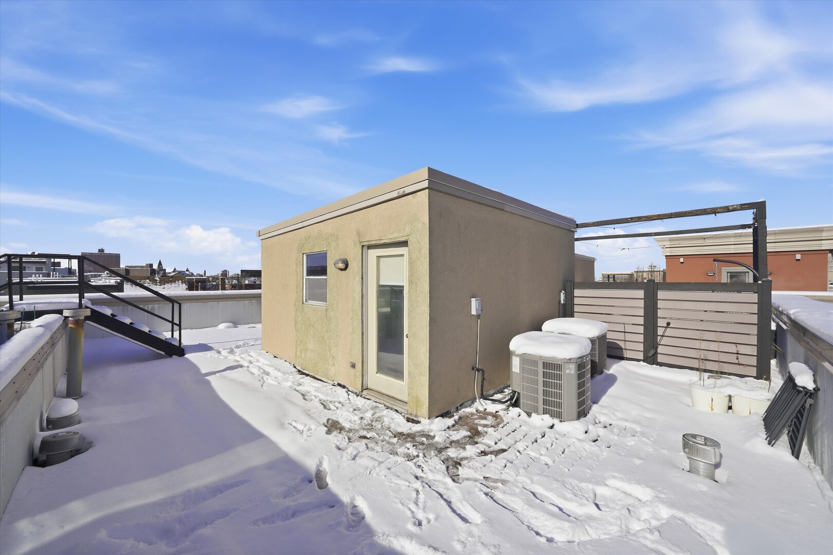 845 North May Street Chicago, IL 60642 - Photo 23 of 40