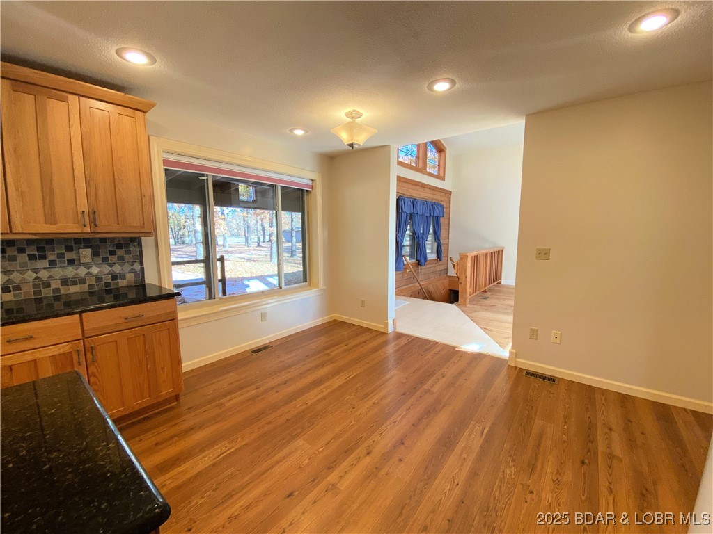 209 Two N Two Lane Camdenton, MO 65020 - Photo 20 of 66 dining area