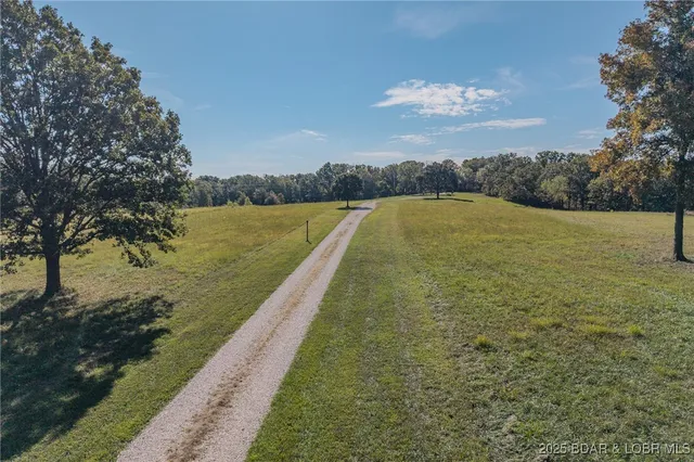 $625,000 | 209 Two N Two Lane, Camdenton, MO 65020