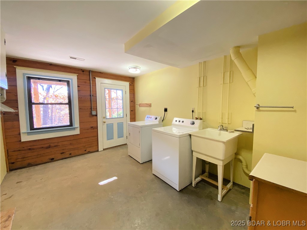 209 Two N Two Lane Camdenton, MO 65020 - Photo 40 of 66 laundry room